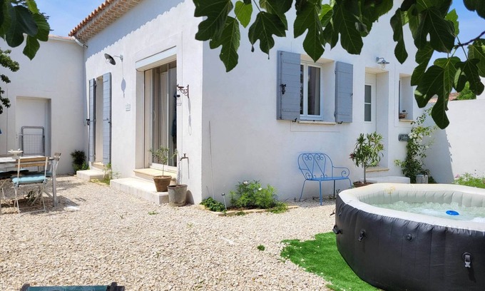 Mazan House | Charming rentals