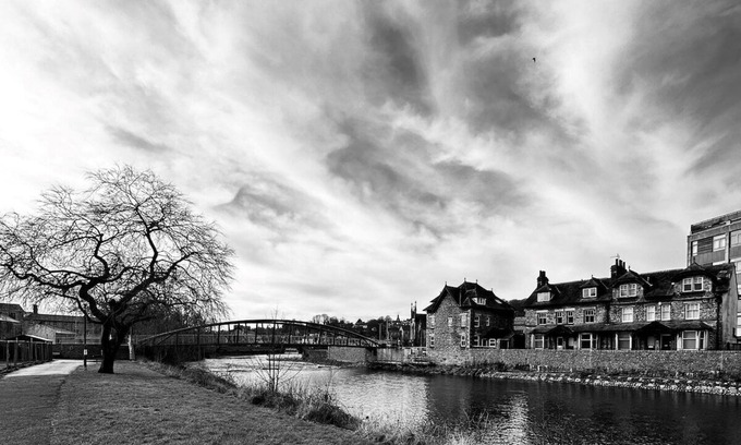 Kendal Apartment | Charming Riverside Apartment
