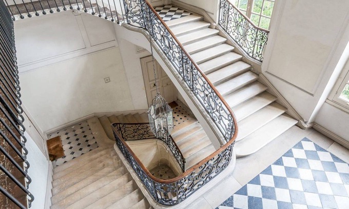 Arsenal Apartment | Charming rooftop apartment between Place des Vosges and Ile St Louis