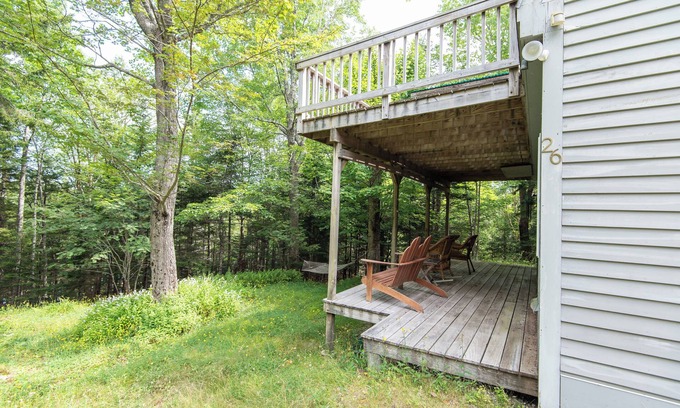 Seal Cove Cabin | Charming Secluded Cabin in Seal Cove