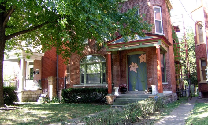 Old Louisville Apartment | Charming,Spacious Historic Old Louisville, Hotel Amenities, Near Everything