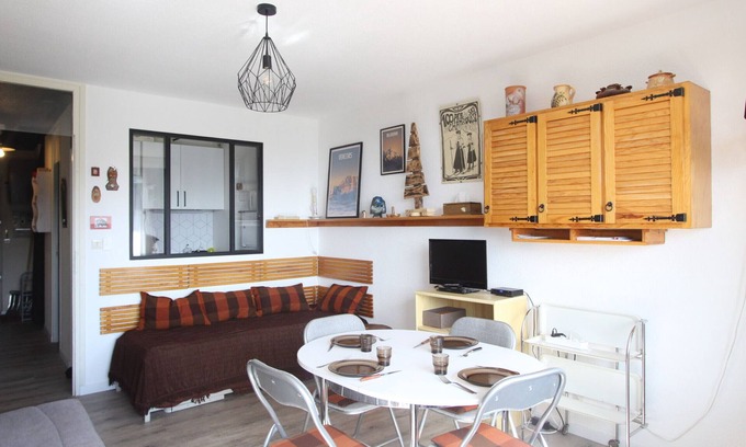 Chamrousse Apartment | Charming studio in Chamrousse for 4 pers with south-facing balcony