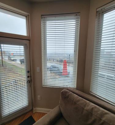 Mount Washington Apartment | Charming Studio-Panoramic View-Your Pittsburgh Sanctuary