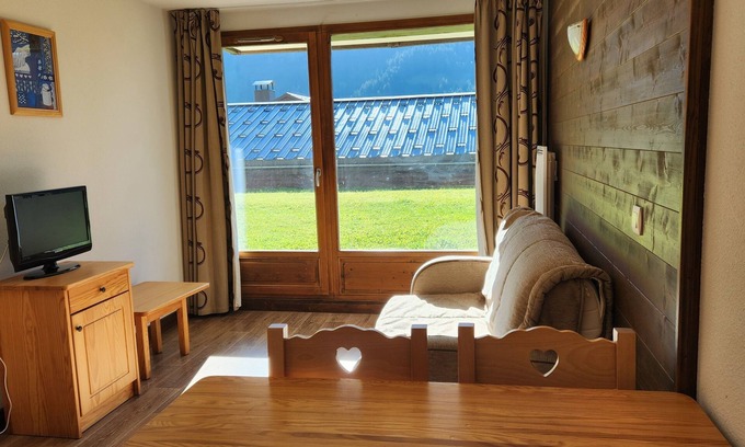 Hauteluce Apartment | Charming T2 in the heart of Hauteluce village (with pool, shuttles)