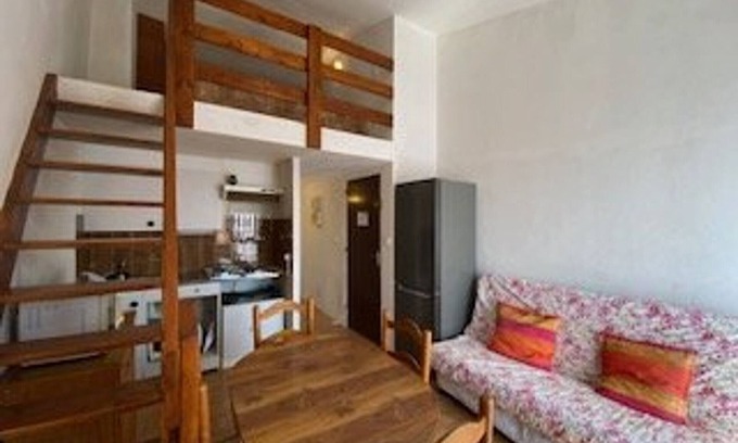 Port-la-Nouvelle Apartment | Charming T2 Mezzanine Apt, 300m from Beach, Terrace, Parking, Pet-Friendly