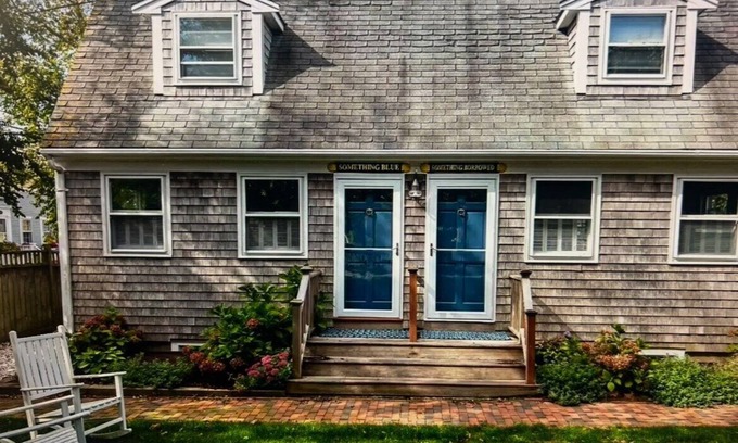 Nantucket Town House | Charming Townhome in Beautiful Nantucket Sleeps 5, WIFI & AC