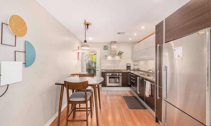 Camelback East House | Charming Townhouse in Sunny Central Phoenix