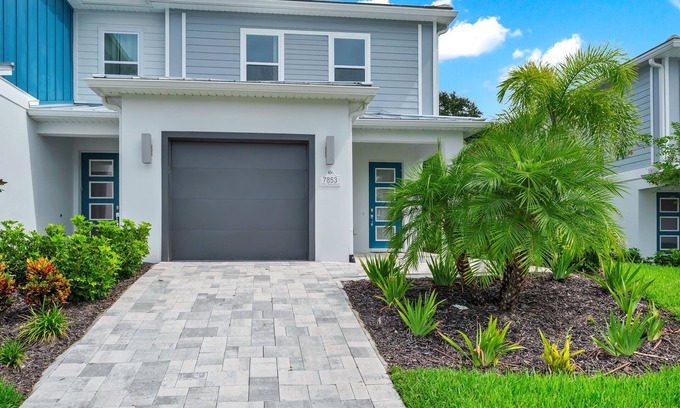 Reunion Condo | Charming Townhouse near Disney with Resort & Waterpark Access - 7853SD