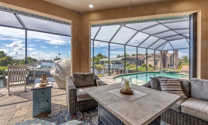 Edgewater House | Charming Villa 5901: Pool + Spa by Charlotte Harbor