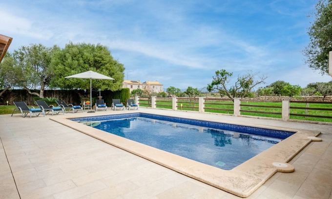 Santa Margalida Villa | Charming villa near sandy beach