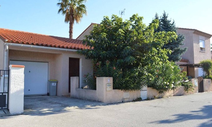 Plage d'Argeles House | Charming Villa with Garden, Terrace, and Parking Near Argelès-sur-Mer Beaches