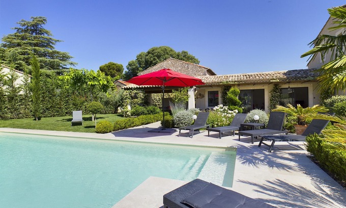 Eygalieres House | Charming Villa in the Heart of Eygalières with Pool & Garden