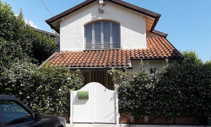 Pietrasanta House | Charming Villa