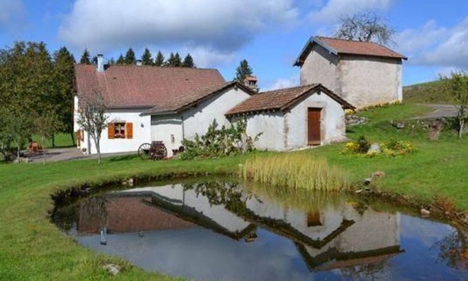 Vallee du Breuchin Cottage | Charming Vosges cottage with fireplace and garden