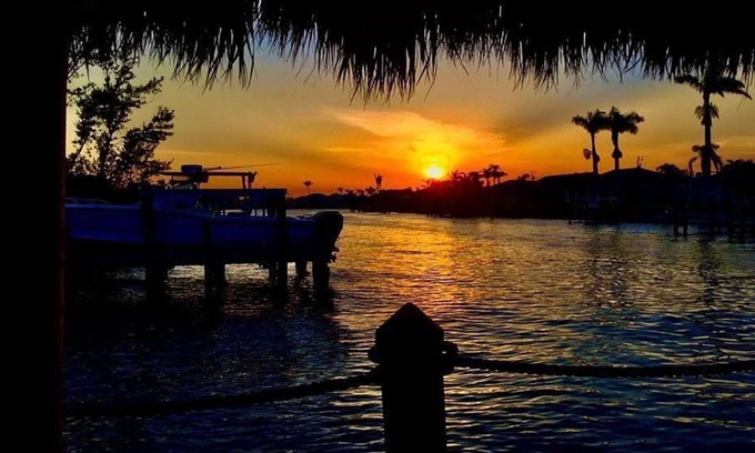 Burnt Store House | Charming Waterfront Vacation Home - Cape Coral, FL