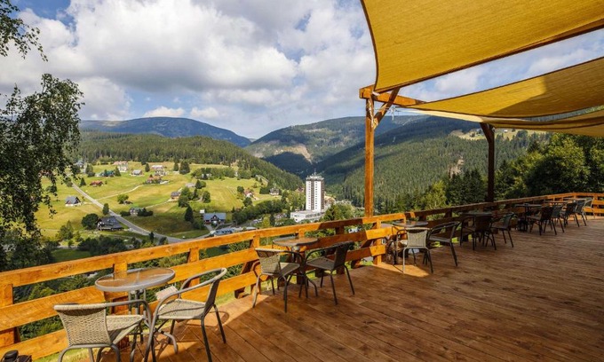 Pec pod Snezkou Ski Chalet | Chata Orlik - all inclusive & wellness