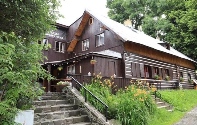 Vitkovice House | Chata u Kostela