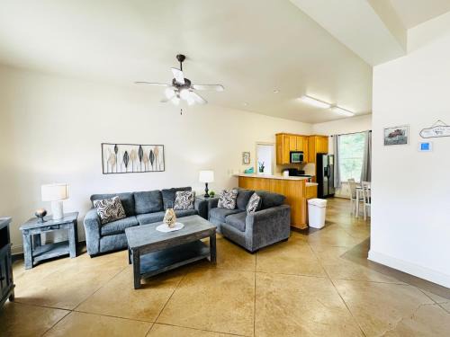 Pine Grove Apartment | Chateau 7