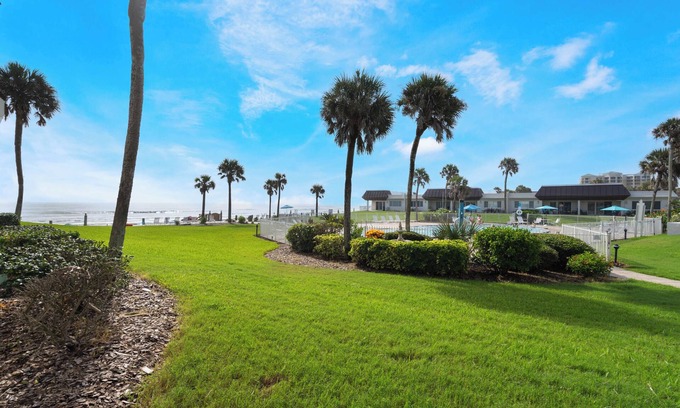 Point East Condo | Chateau by the Sea 11D Oceanfront & Peaceful