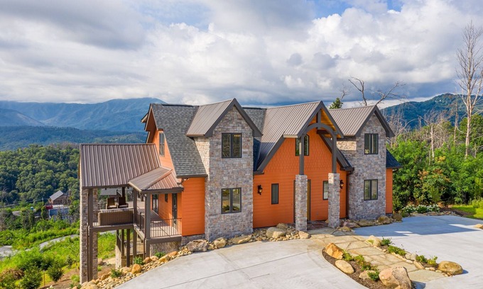Chalet Village North Cottage | Cheer For Smoky Mountain Views