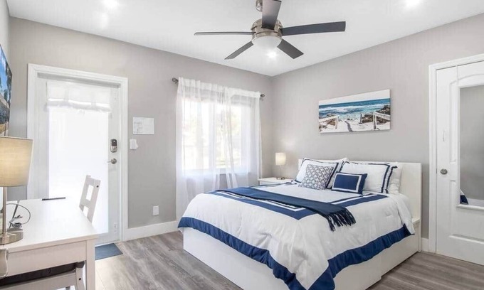 Poinsettia Heights House | Cheerful 3 BDR Unit by Beach, Mall, and Downtown