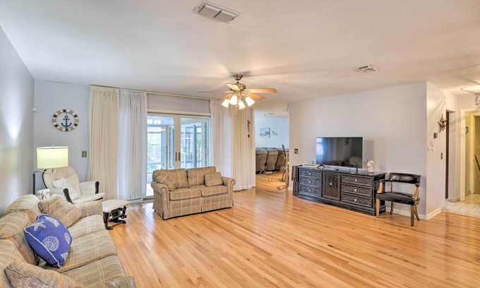Carrabelle House | Cheerful Lanark Village Oasis w/ Private Pool