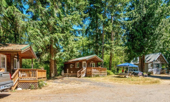 Centralia - Chehalis Resort | Chehalis Camping Resort One-Bedroom Cabin 2