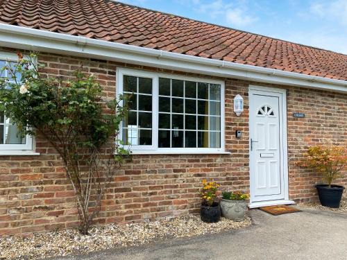 Burgh le Marsh House | Cherry - Uk47374