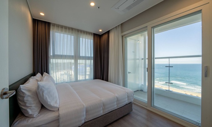 Yangyang Hotel | Chestertons Naksan