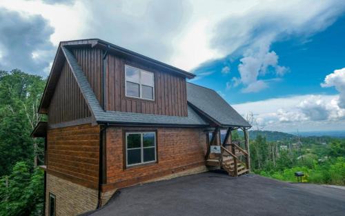 Chalet Village North Villa | Chestnut Bearadise