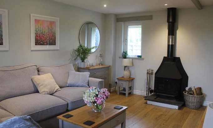 Totnes House | Cheviots Cottage