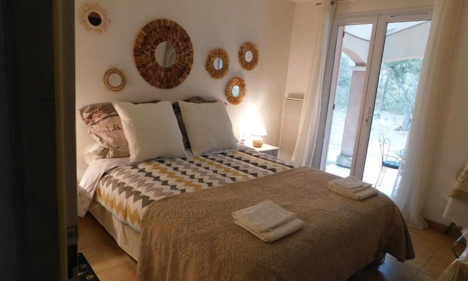 Regusse Bed & Breakfast | Chez Marie