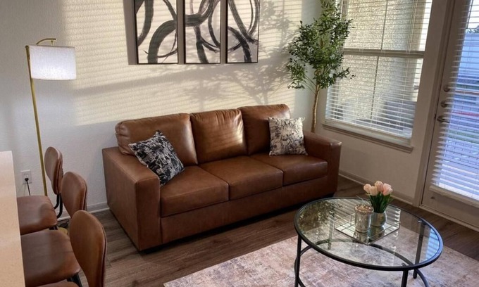 Frisco Apartment | Chic 1-bedroom apartment with fitness room, Pool, WiFi in fantastic Frisco