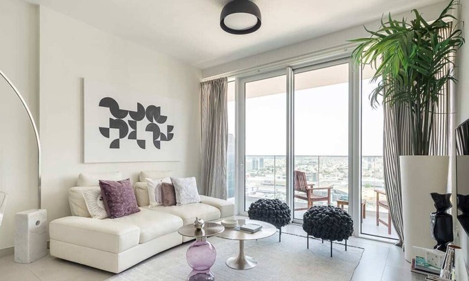Bur Dubai Apartment | Chic 1BR Apartment in 1 Residences - Near Metro!