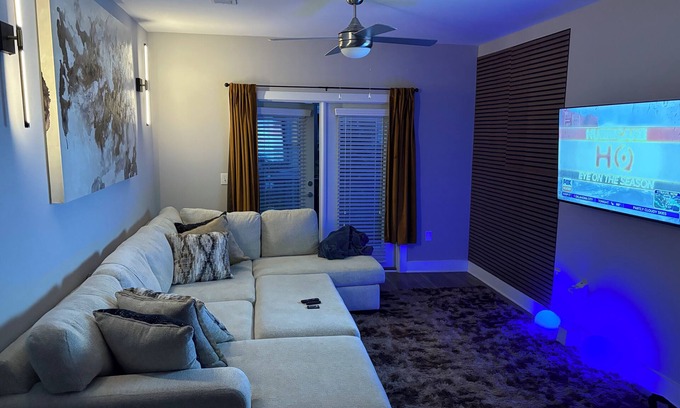 Sandy Springs Apartment | Chic 2-bedroom apartment with AC, WiFi in fabulous Atlanta