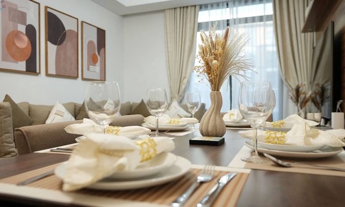 Dubai Apartment | Chic 2-bedroom apartment with fitness room, WiFi in vibrant Dubai