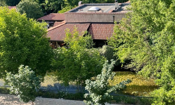 Mostar Apartment | Chic 3-bedroom apartment and AC in marvelous Mostar
