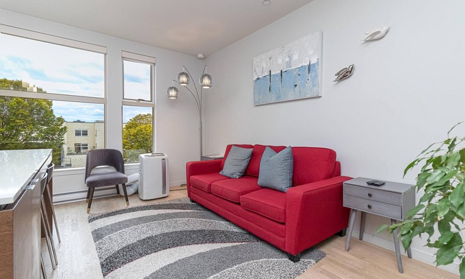Downtown Victoria Condo | Chic and Cozy Condo in Old Town Victoria