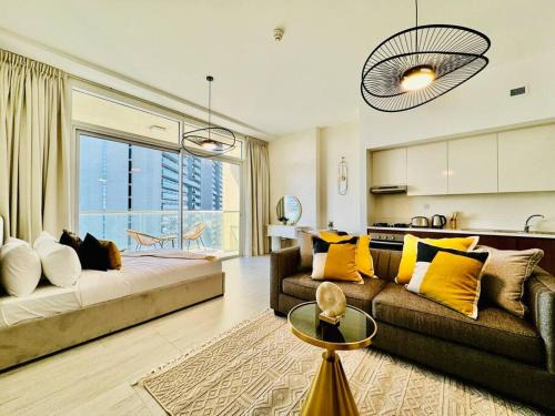 Jumeirah Village Circle Apartment | Chic Apt Hameni Tower, JVC Bright with Pool View