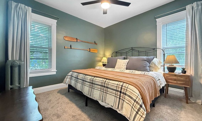 Edgewater Apartment | Chic Lakeside Retreat , Steps from the Beach!