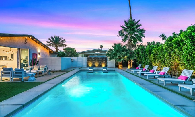 Racquet Club West House | Chic Private Oasis, 4 BR, Huge Pool & Spa, Views!