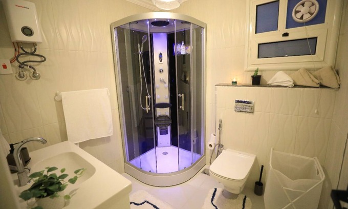 Giza Apartment | Chill out! Atmosphere of Sophistication Awaits You