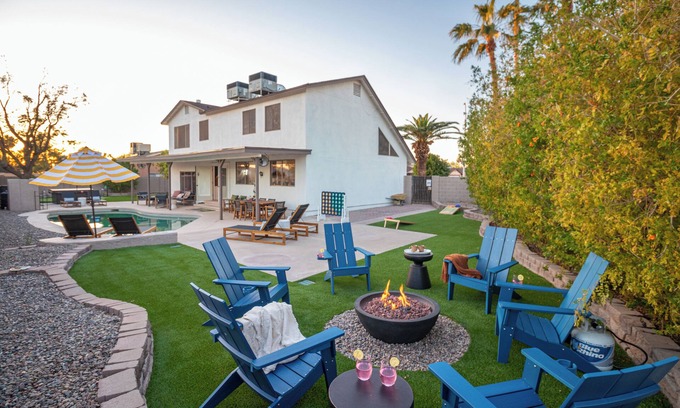Chandler House | Chill Out in Chandler - FREE Heated/Cooled Pool-Hot tub-Game Room-Putting Green