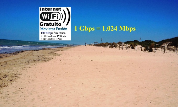 Chipiona House | Chipiona Corner semi-detached house on the beachfront