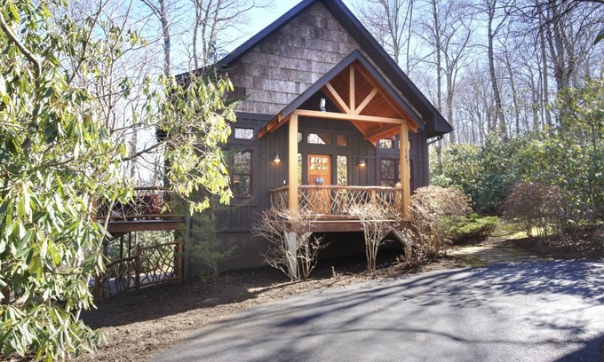 Blowing Rock House | Choctaw Serenity, Blowing Rock