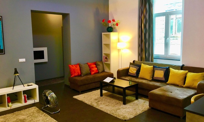 Terezvaros Apartment | Chris & Paul’s Luxury Apartment With Balcony