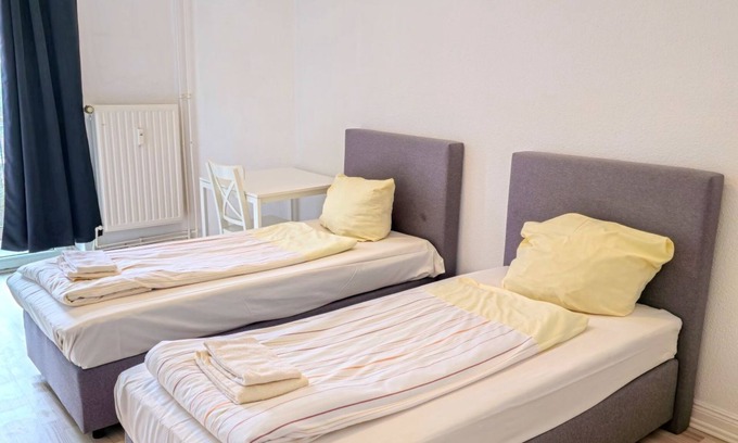 Neumuenster House | Christianstraße 61 - 3 bedrooms