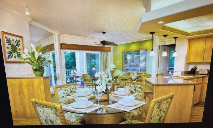 Princeville Condo | Christmas week in Kauai. Charming 2-bedroom condo in beautiful Princeville