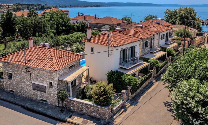 Kato Gatzea Villa | Chroma Pelion Villas