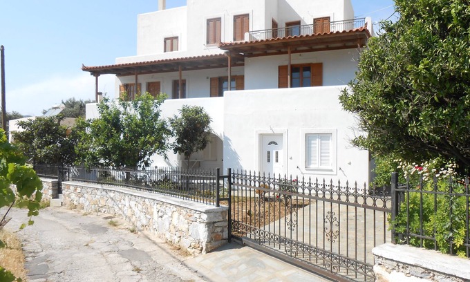 Chalkio Apartment | Chrysolithos Kerami Clio Apartment
